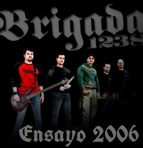 Brigada 1238 - Ensayo 2006.jpg